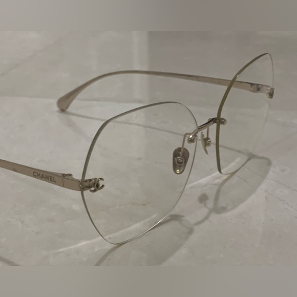 Chanel SQUARE BLUE LIGHT Titanium GLASSES
Titanium - Picture 6 of 15